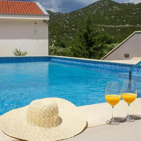 Ferienhaus Zeleno Jezero
