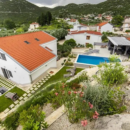 Ferienhaus Zeleno Jezero *
