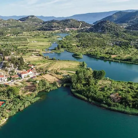 Zeleno Jezero