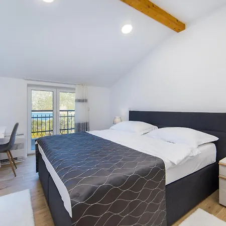 Zeleno Jezero Ferienhaus Ploce (Dubrovnik-Neretva)